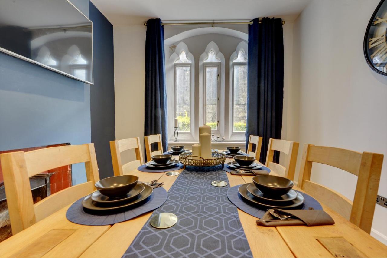 Vila The Old Vicarage - Secure Parking, Fast Wifi, Garden Leeds  Exteriér fotografie