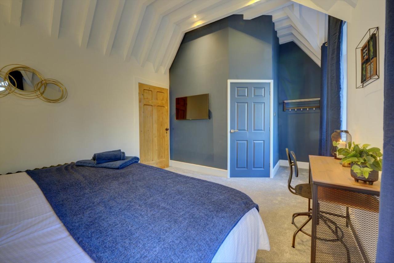 Vila The Old Vicarage - Secure Parking, Fast Wifi, Garden Leeds  Exteriér fotografie
