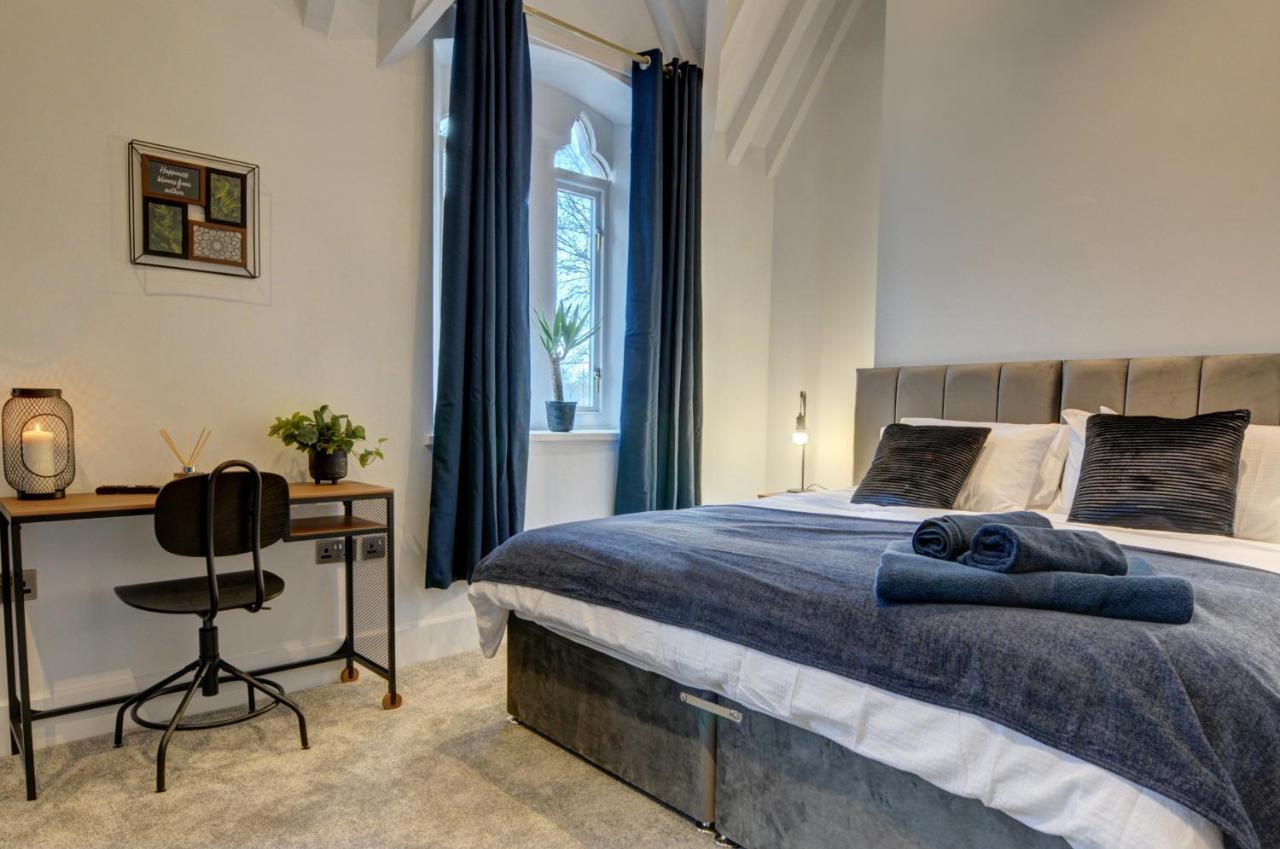 Vila The Old Vicarage - Secure Parking, Fast Wifi, Garden Leeds  Exteriér fotografie