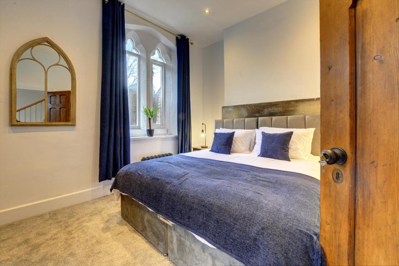 Vila The Old Vicarage - Secure Parking, Fast Wifi, Garden Leeds  Exteriér fotografie
