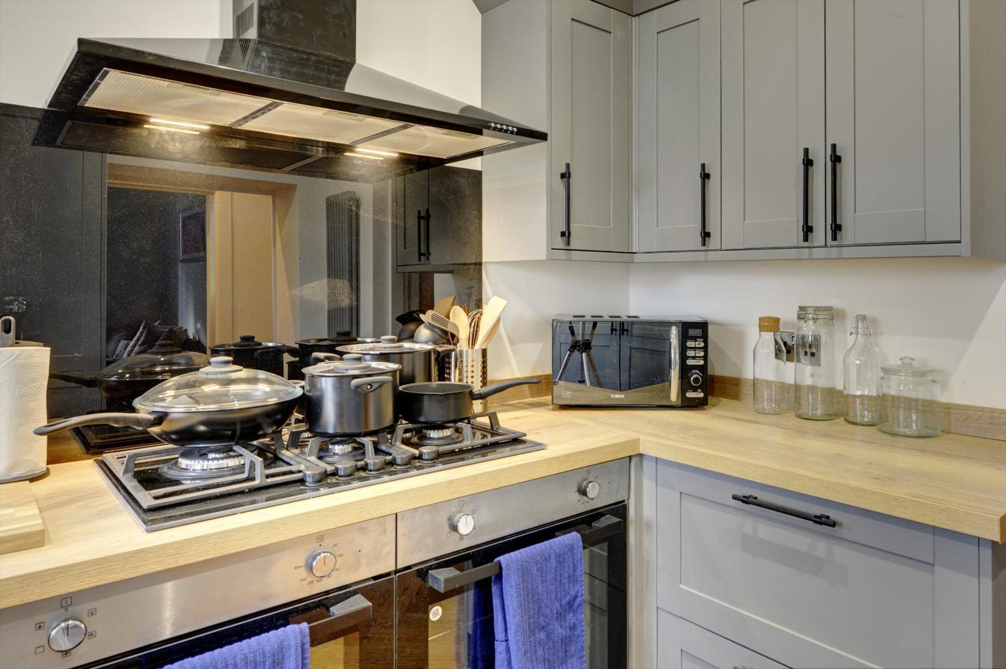 Vila The Old Vicarage - Secure Parking, Fast Wifi, Garden Leeds  Exteriér fotografie
