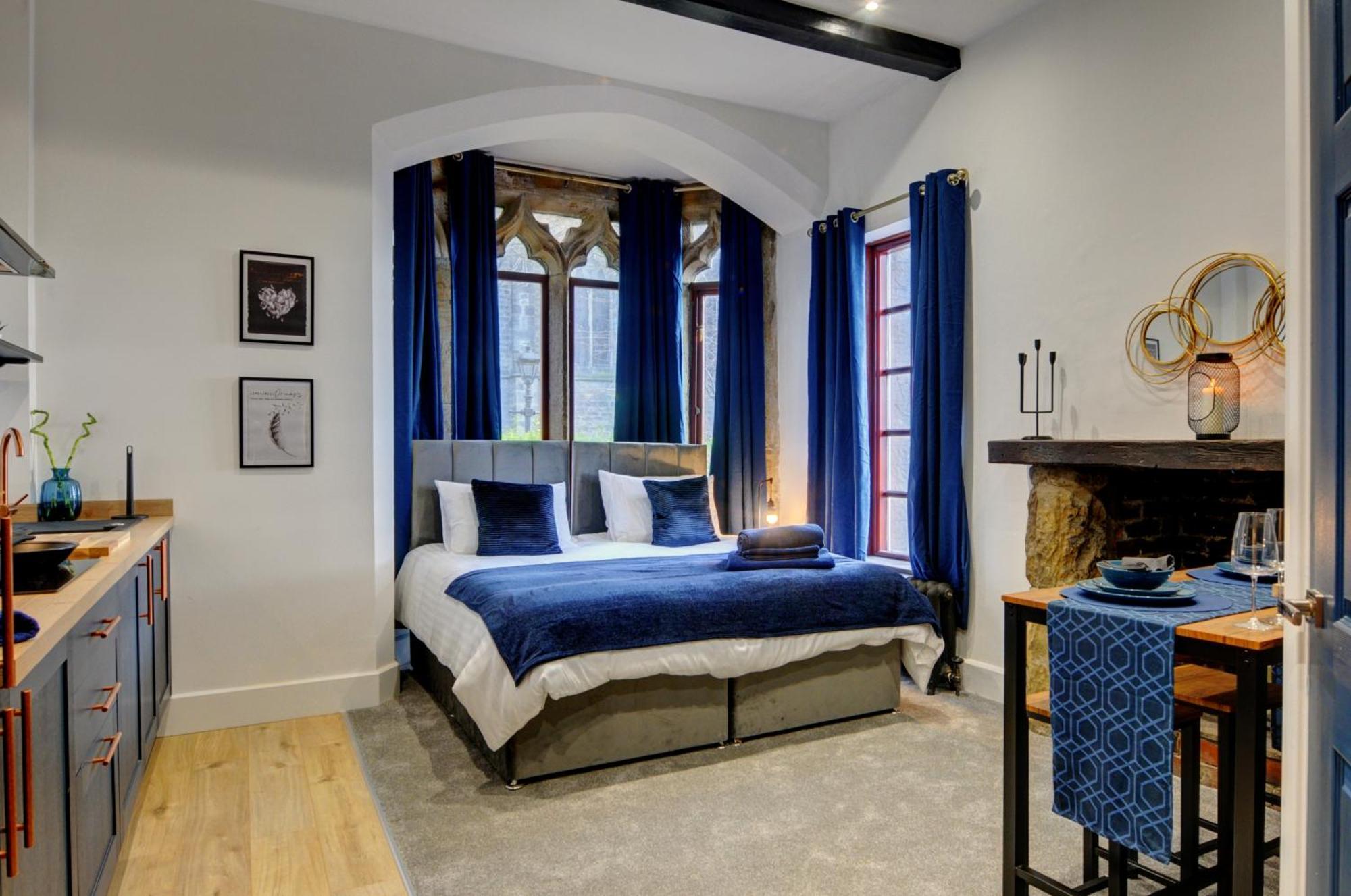 Vila The Old Vicarage - Secure Parking, Fast Wifi, Garden Leeds  Exteriér fotografie