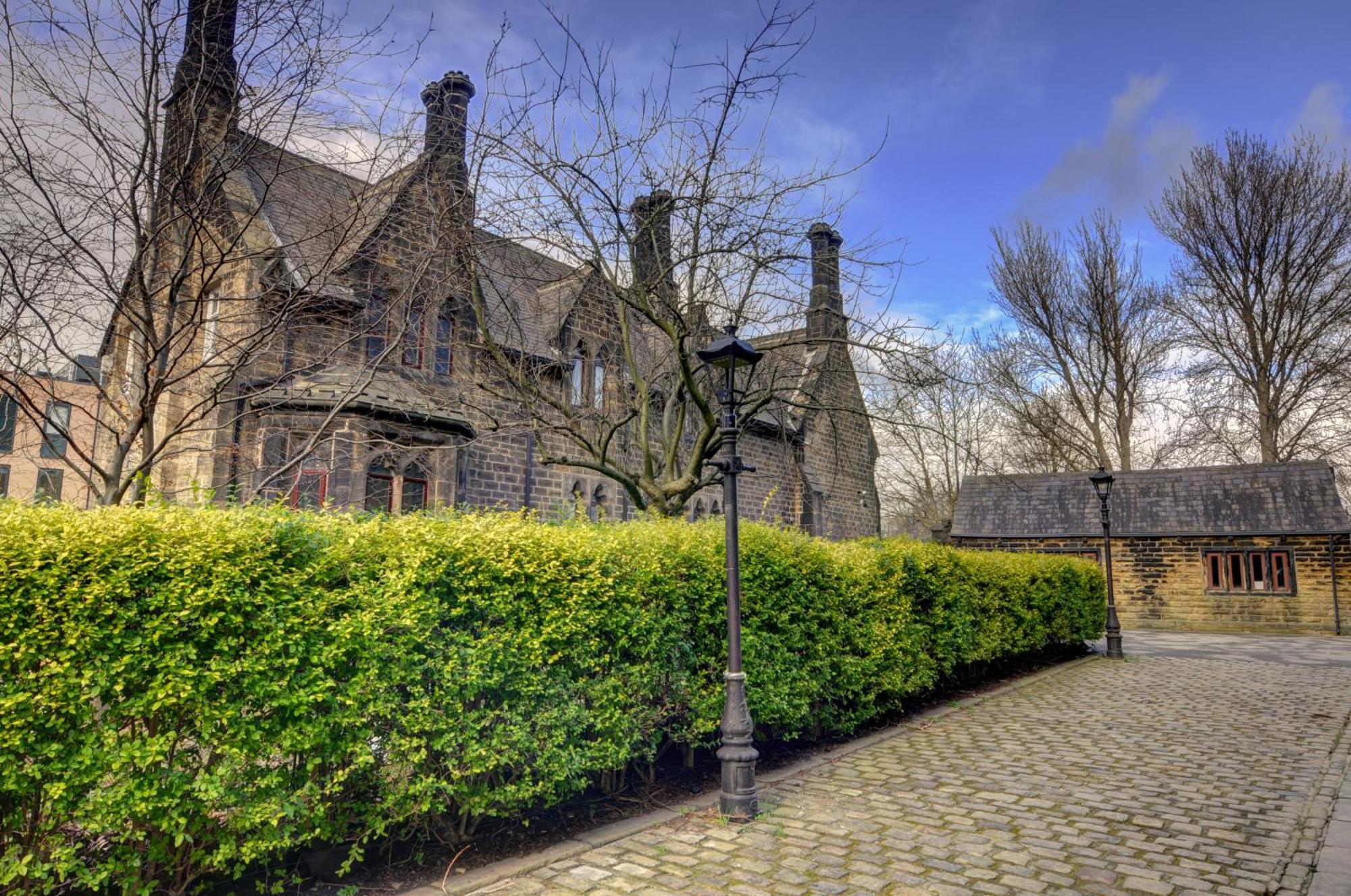 Vila The Old Vicarage - Secure Parking, Fast Wifi, Garden Leeds  Exteriér fotografie